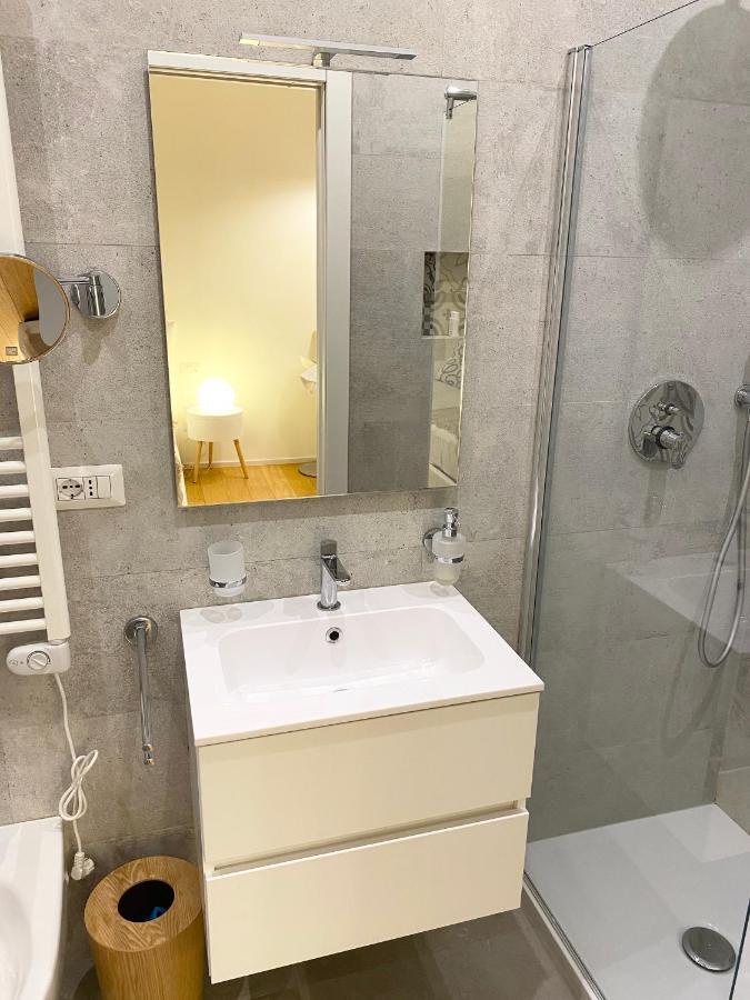 Repubblica One Room Apartment Милан Экстерьер фото